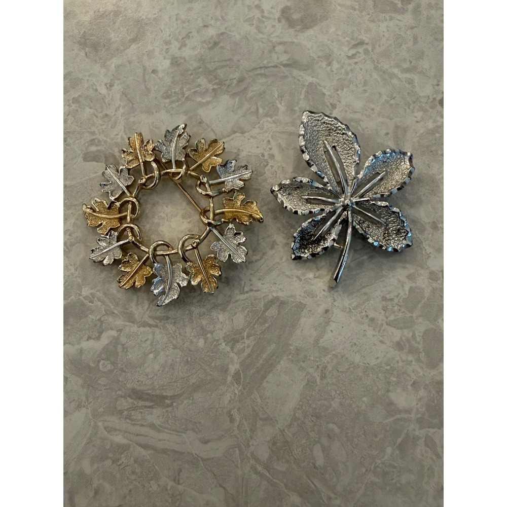Vintage Sarah Coventry Wreath & Leaf Brooch Set Silver Gold Tone Textured